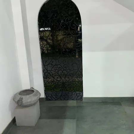 Ice Berg Apartment Dehiwala-Mount Lavinia Room photo