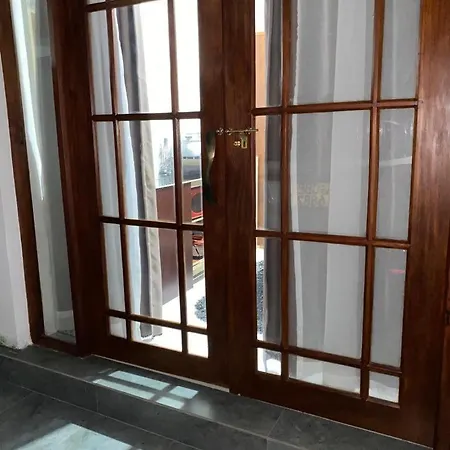 Ice Berg Apartment Dehiwala-Mount Lavinia Room photo