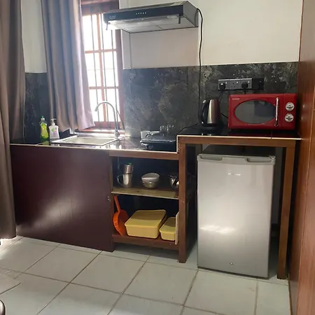 Ice Berg Apartment Dehiwala-Mount Lavinia Room photo