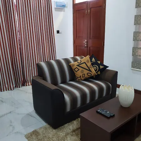 Ice Berg Apartment Dehiwala-Mount Lavinia Exterior photo